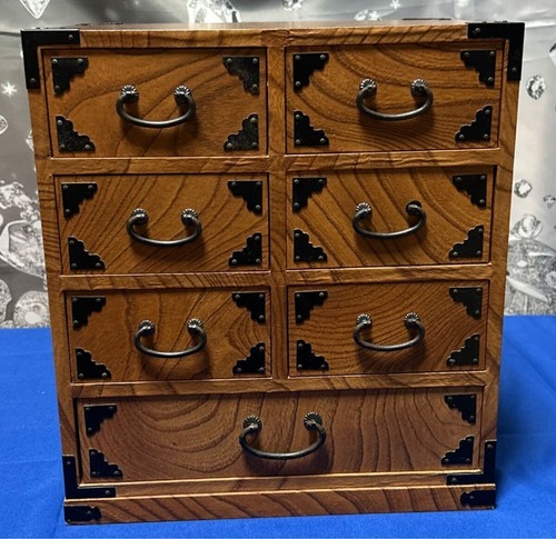 Cassettiera antica piccola